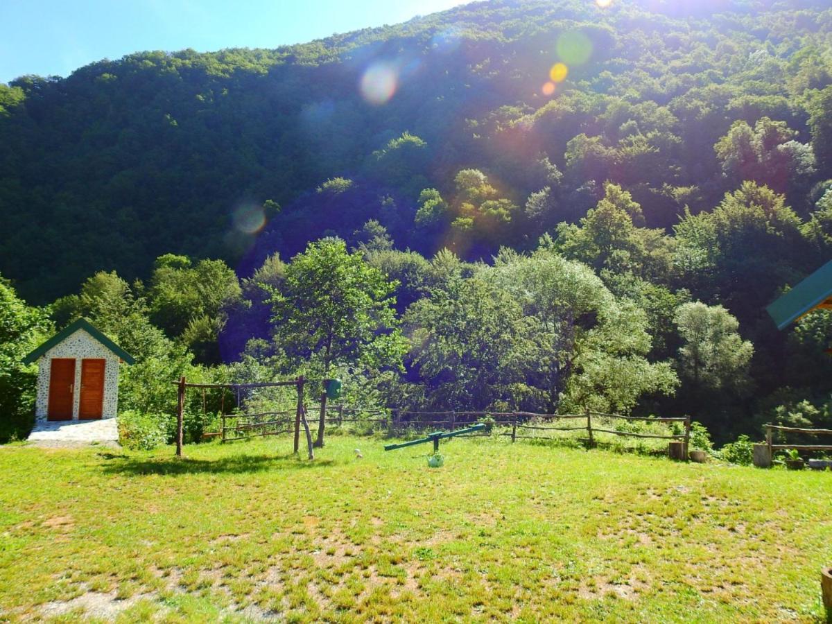 Private Accommodation Kalezic Mojkovac Εξωτερικό φωτογραφία